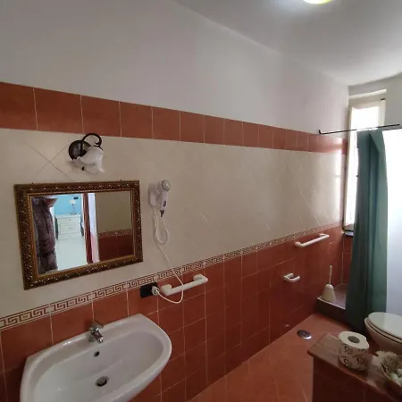 Alojamento de Acomodação e Pequeno-almoço Kirillos In Cilento Agropoli