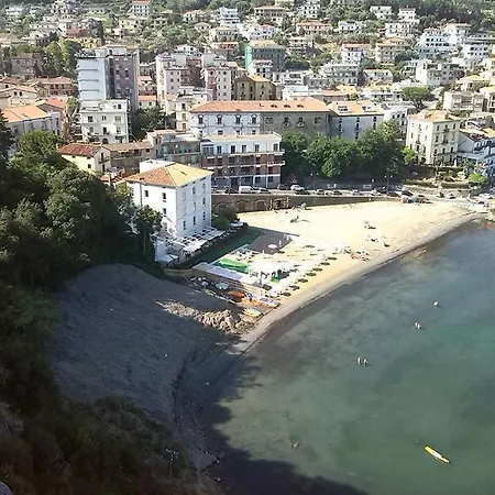 Kirillos In Cilento Alojamento de Acomodação e Pequeno-almoço Agropoli